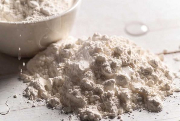 Petit tas de fécule de maïs