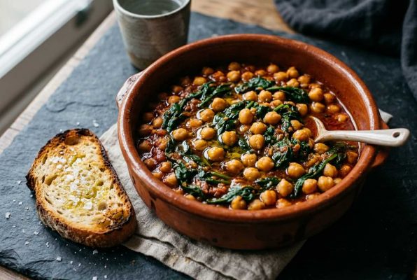 Espinacas con Garbanzos : le plat végétarien tout-en-un
